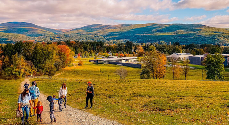Berkshires road trip from NYC with autumn foliage