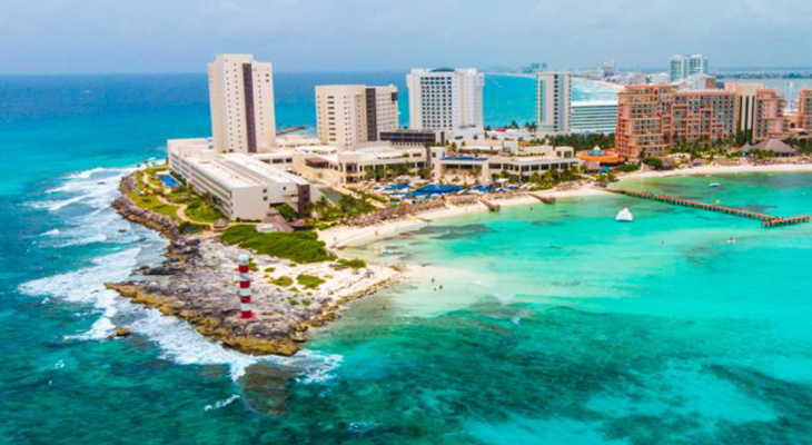Beautiful beaches in Mexico - turquoise water and white sand with palm trees