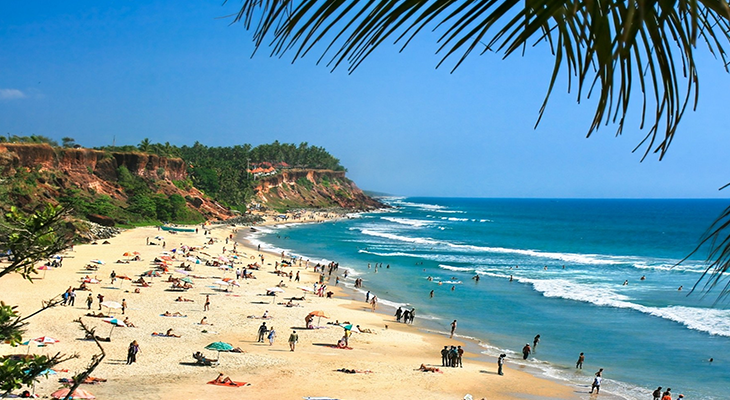 Varkala beach cliffs and cafes—relaxed coastal vibe for a Kerala trip from Bangalore